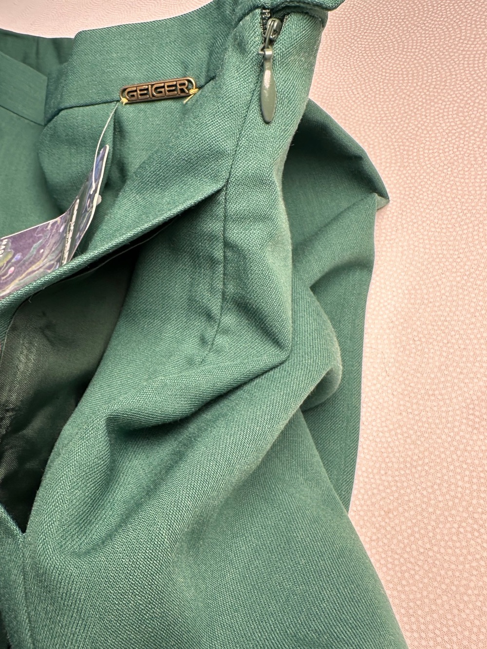 Vintage 90’s Geiger Austria NWT Green Wool Pleated Midi Skirt Size 38/ 6-8 US - Picture 9 of 12